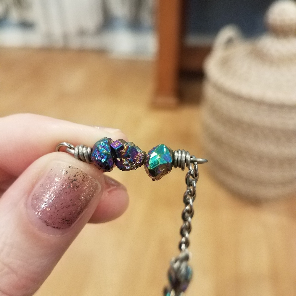 Metallic Peacock Quartz Nugget Super Long Necklace - Picture 5 of 9